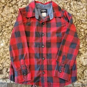 Boys long sleeved Oshkosh Buffalo Plaid size 6